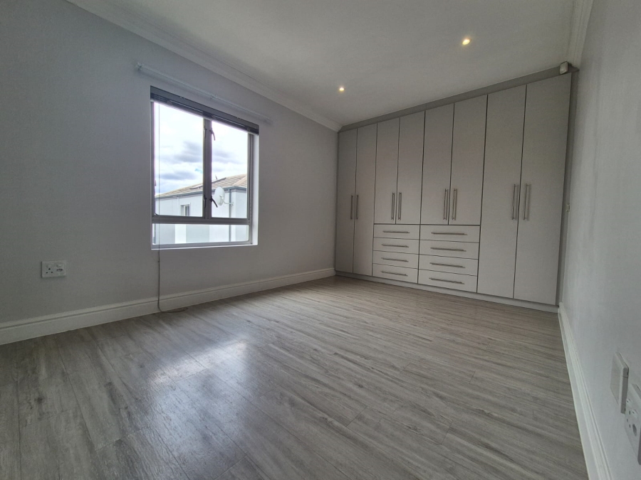 To Let 3 Bedroom Property for Rent in Langeberg Heights Western Cape